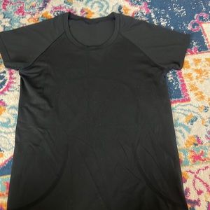 Lululemon Swiftly Tech